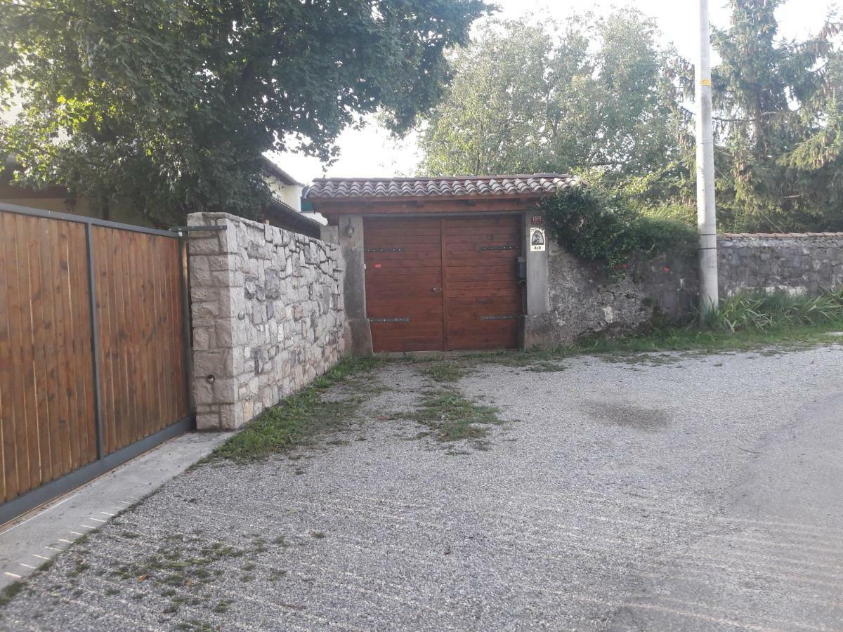 בית הארחה Country House Lokev מראה חיצוני תמונה